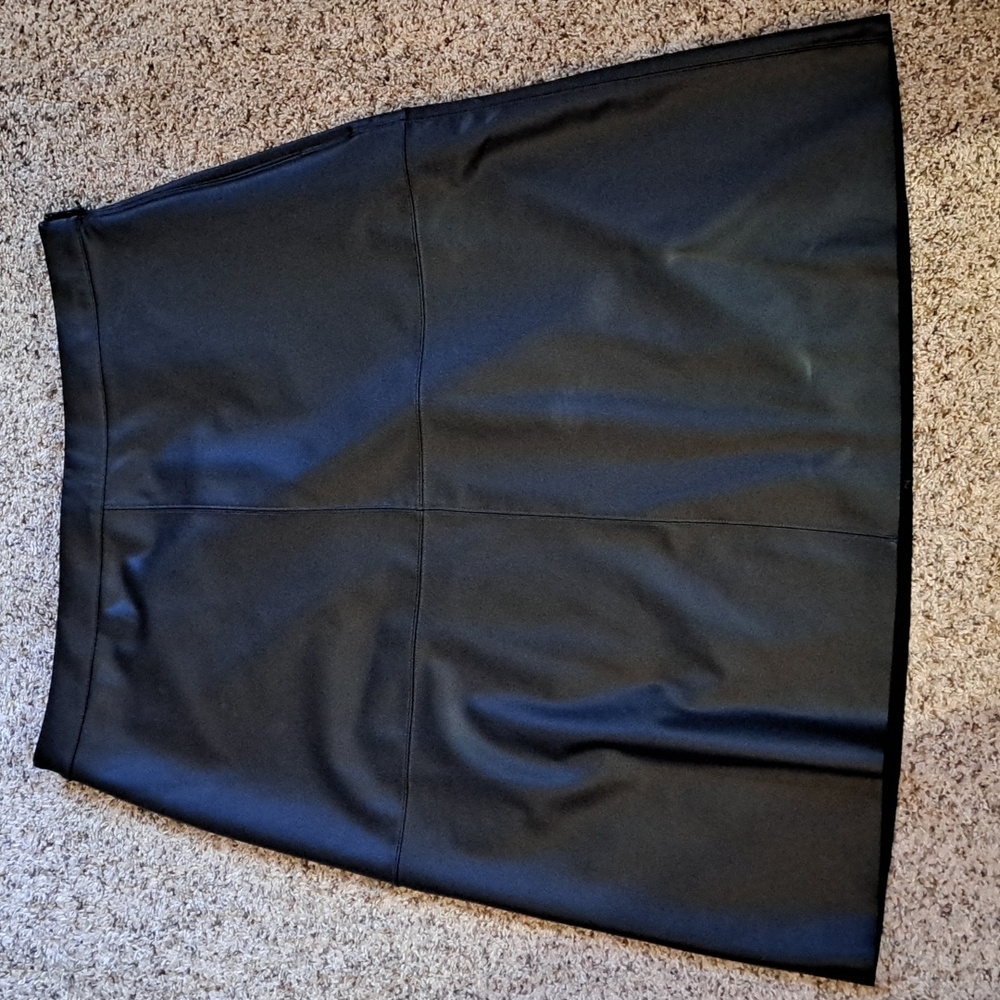 Black polyurethane coated skirt, size 18/34, Elizabeth and James